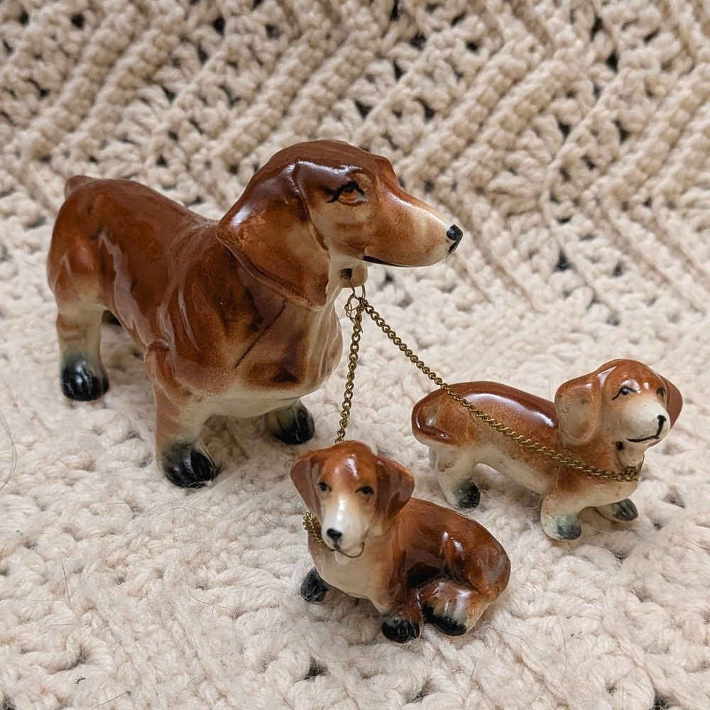 Vintage Japan Ceramic Dachshund Dog Family Figurine Mother & Puppies